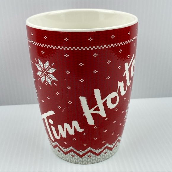 Tim Hortons 14 oz Mug Red Christmas Knit No 015 Limited Edition Coffee Cup 2015 - Picture 2 of 8
